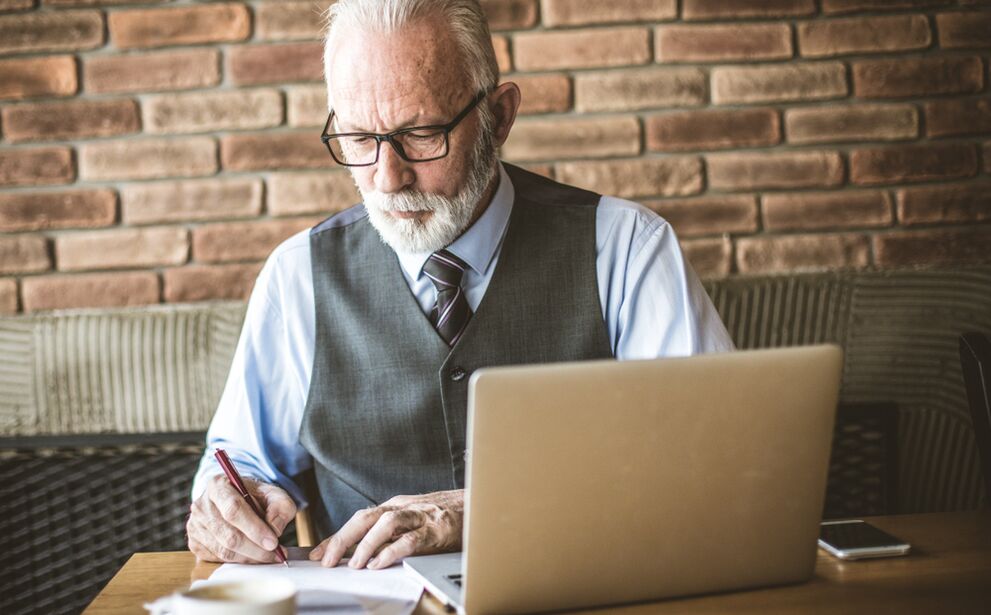 the long-term presence of a man in front of a computer can cause prostate adenoma